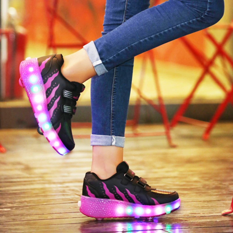 โรลเลอร์สเกตรองเท้าผ้าใบ2ล้อสำหรับเด็ก2023, รองเท้าแฟลชมีไฟ LED เรืองแสงสำหรับวัยรุ่น