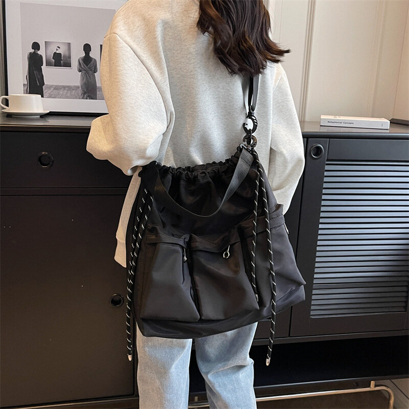 2024 New Women's Shoulder Bag Trendy and Fashion Large Capacity Simple Casual Purses and Handbags Crossbody Bags for Women