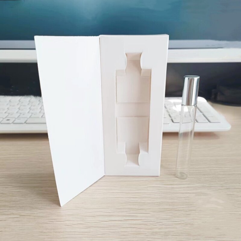 กล่องกระดาษแข็งสีขาวสำหรับบรรจุภัณฑ์ขวดน้ำหอมกล่องของขวัญแบบกำหนดเอง