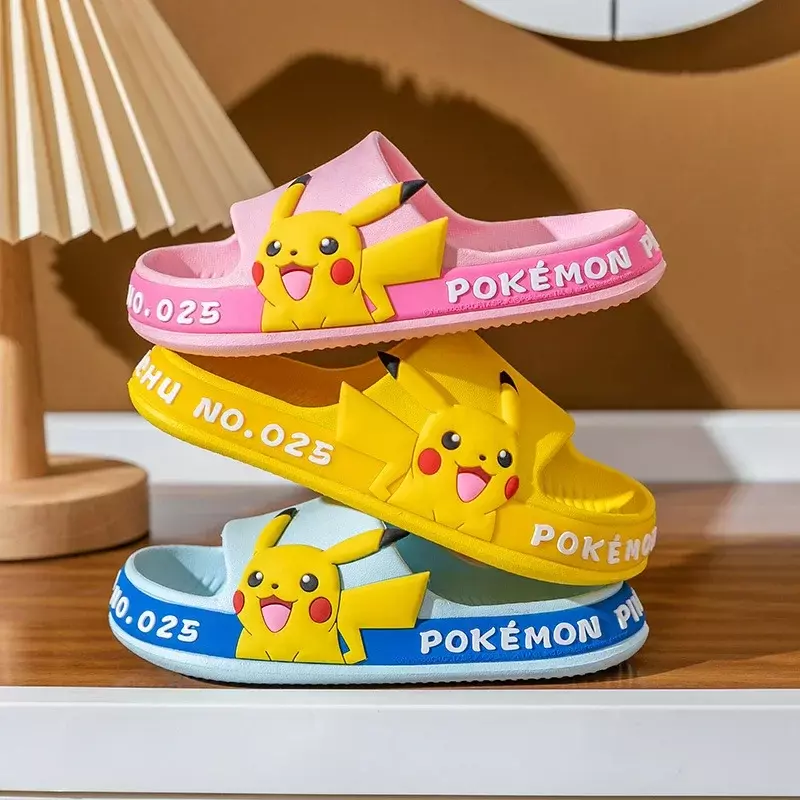 การ์ตูน Pokemon Pikachu น่ารักสำหรับเด็ก, รองเท้าใส่ในบ้านพื้นนุ่มกันลื่นสำหรับเด็กรองเท้าแตะชายหาดเด็กหญิงฤดูร้อน