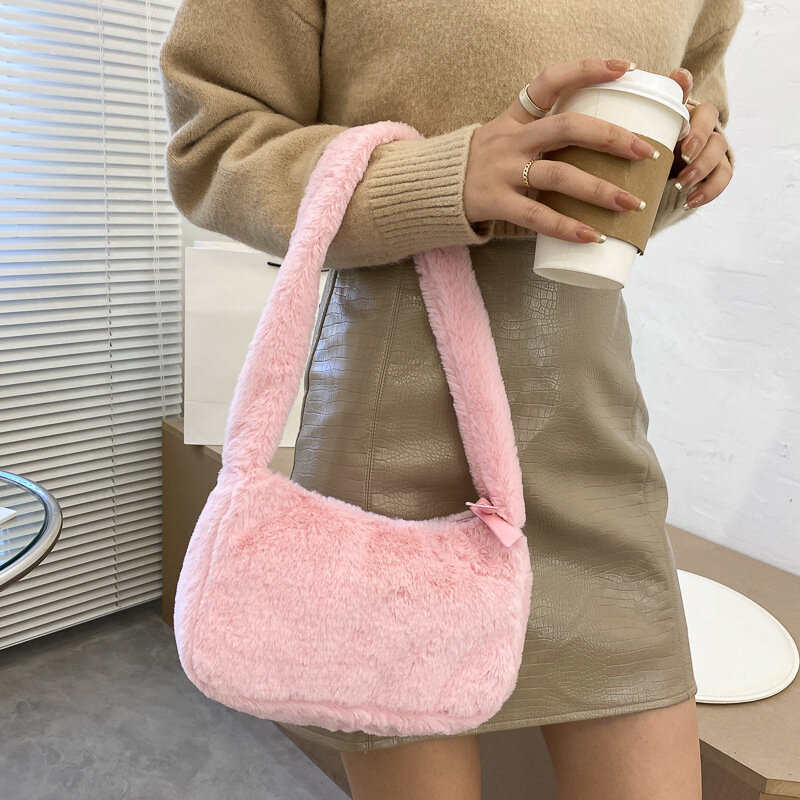 การออกแบบที่เรียบง่ายผู้หญิง Soft Plush Hobos กระเป๋าสะพายไหล่ฤดูหนาว Furry คลัทช์ของผู้หญิงกระเป๋าถือแฟชั่นผู้หญิงกระเป๋า