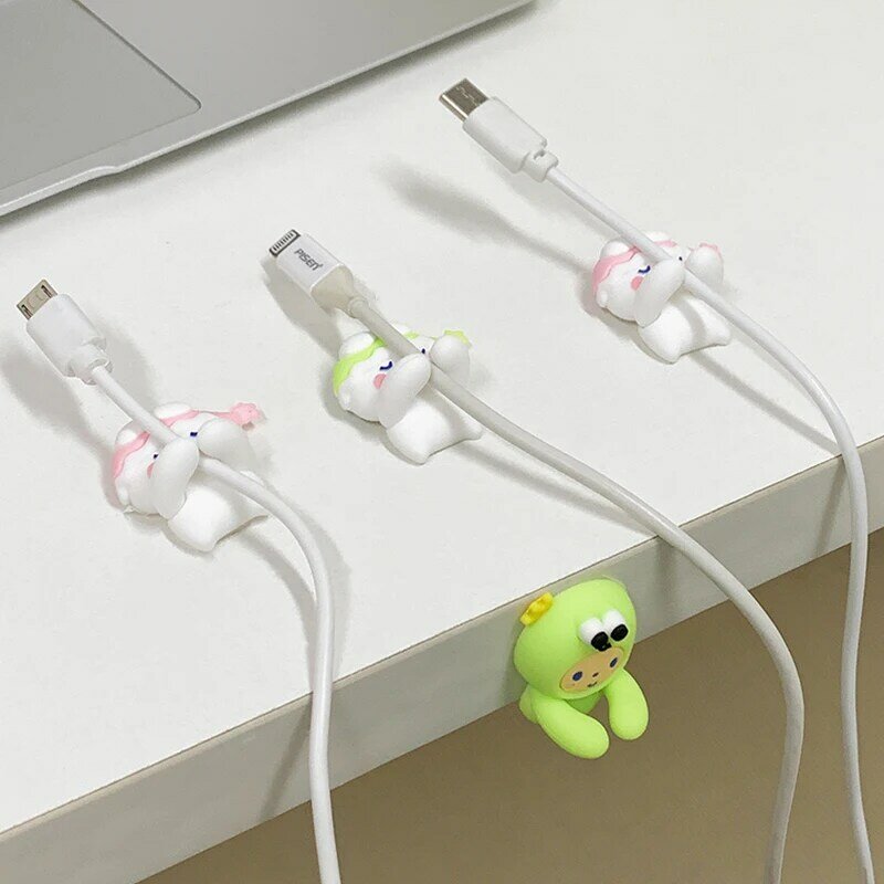 Crochets muraux de fil de ligne de données de chargeur USB de dessin animé Kawaii, support de câble, enrouleur de câble d'écouteur mignon, bureau, 2 pièces