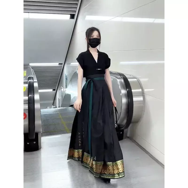 Традиционная ханьфу, новинка 2023, юбка с изображением лошади, черный топ, большая юбка-качели, китайское ретро платье из двух частей, модная одежда Mamianqun