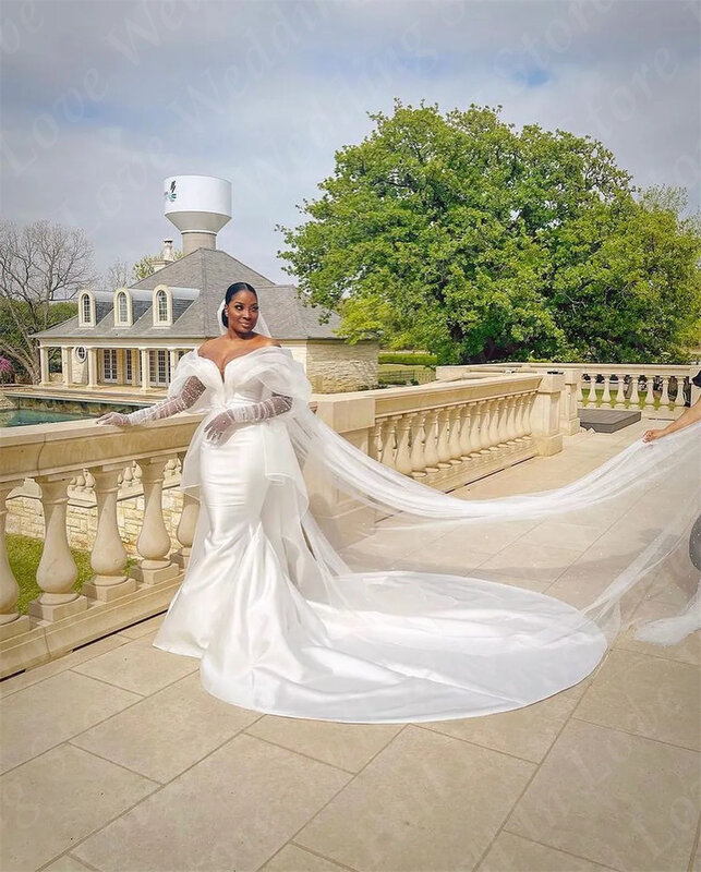 Semplice abito da sposa a sirena in raso bianco rimovibile manica lunga più perline abito da sposa abito da cerimonia celebrità abito da sera