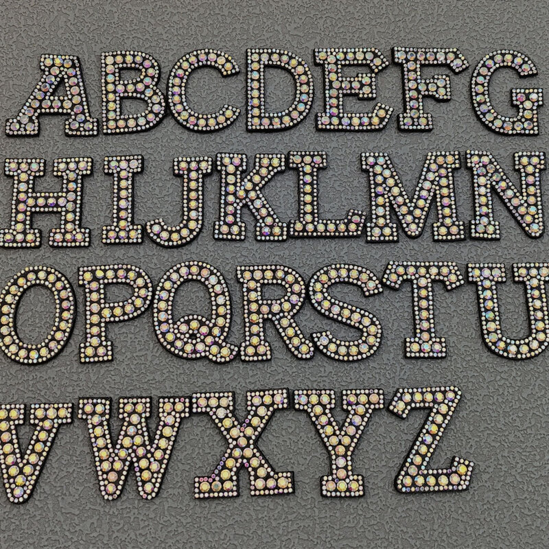 Stiker kain alfabet huruf kristal Patch bordir berlian imitasi penjualan laris Aksesori lencana berlian DIY untuk gaun topi tas