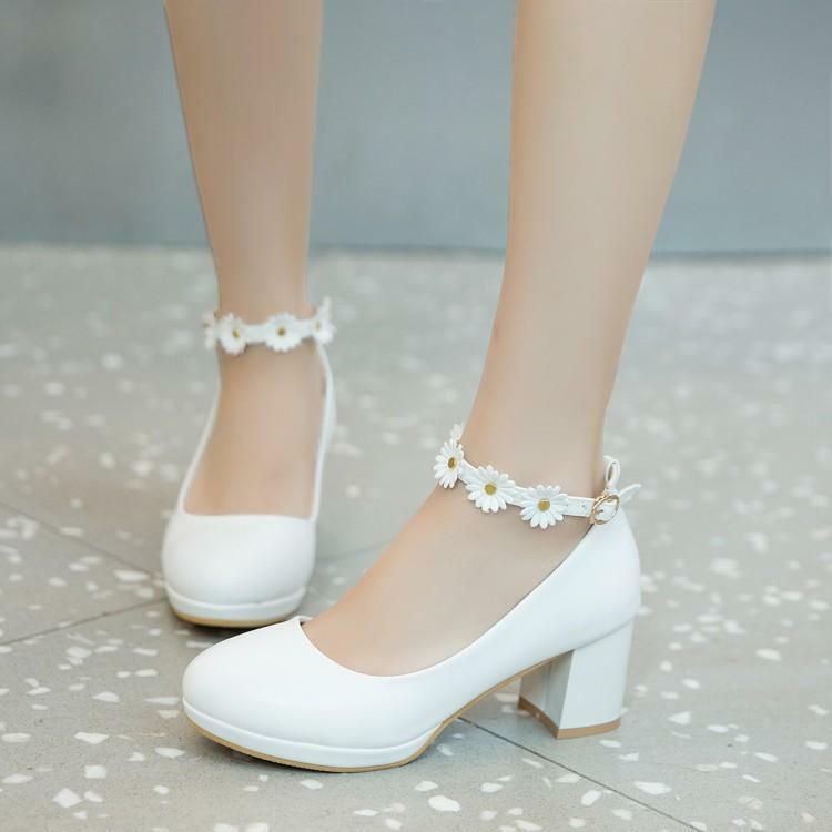 Scarpe con tacco alto per ragazze studentesse 3-6cm scarpe in pelle per bambini alte scarpe da ballo per ragazze scarpe da festa Prince scarpe per bambini stringate a fiori