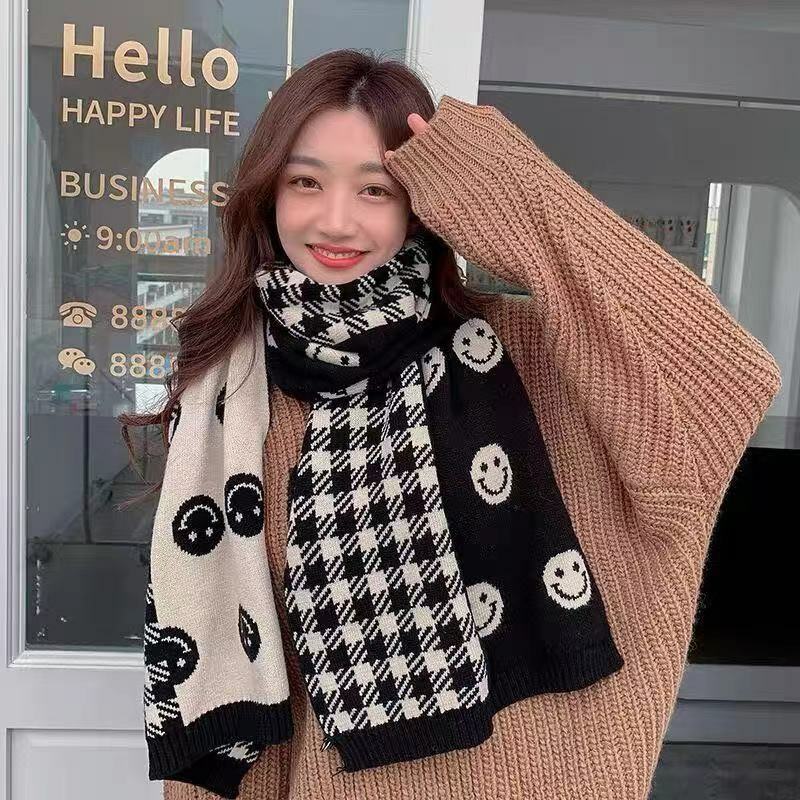 Warm Knitted Skinny Women Scarf Fashion Smiley Design Woolen Yarm Neckerchief Female Korea Style Plaid Shawl Wraps Foulard 2022