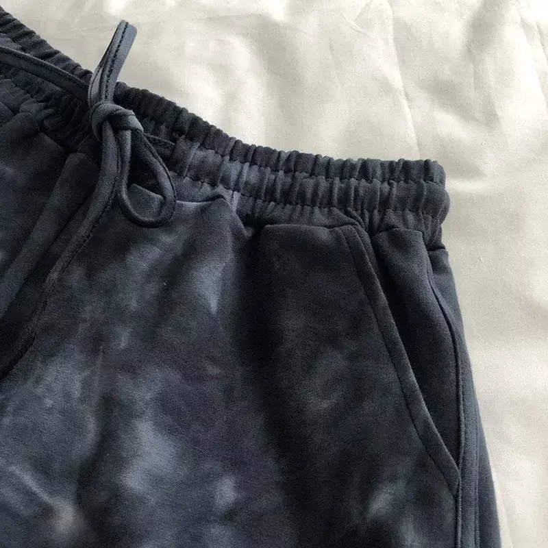 เสื้อกางเกงผ้าไหมสีดำมัดย้อมสุดเซ็กซี่สำหรับผู้หญิงใส่ลำลองทรงหลวมพิมพ์ลายขาบานสำหรับฤดูร้อน