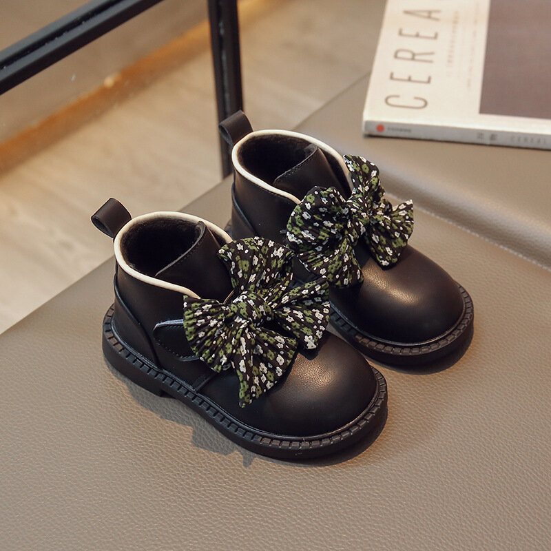 Petites chaussures en cuir à l'offre elles souples pour enfants, botte de princesse, botte courte, noir, peluche, nouveau style, petites filles, hiver