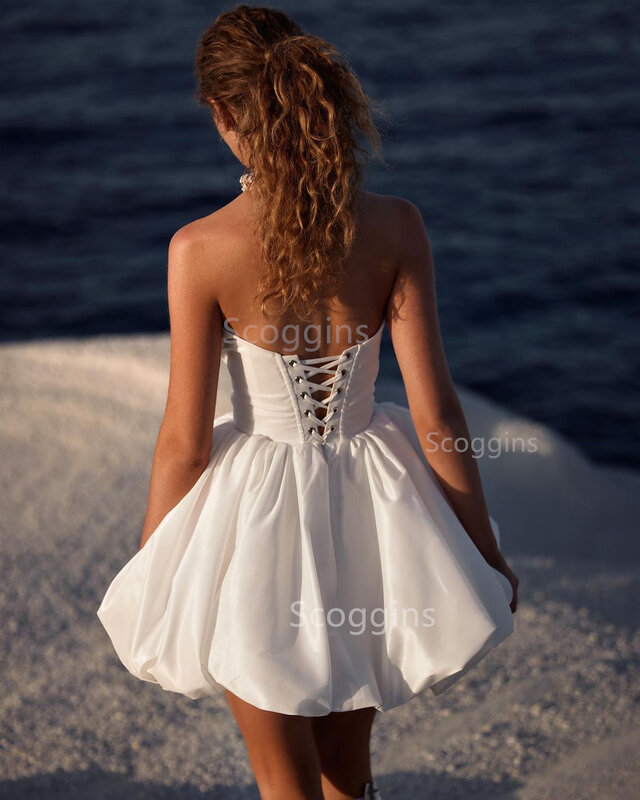 Mini suknie ślubne bez rękawów sznurowane z tyłu proste krótkie Vestidos De Novia Sexy Sweetheart plisuje linię pustych sukni ślubnych