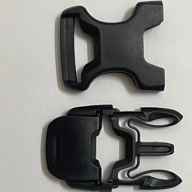 Hebilla de Liberación lateral curvada, hebillas de Liberación lateral de plástico negro para correas de bolsas, 25mm, una pulgada