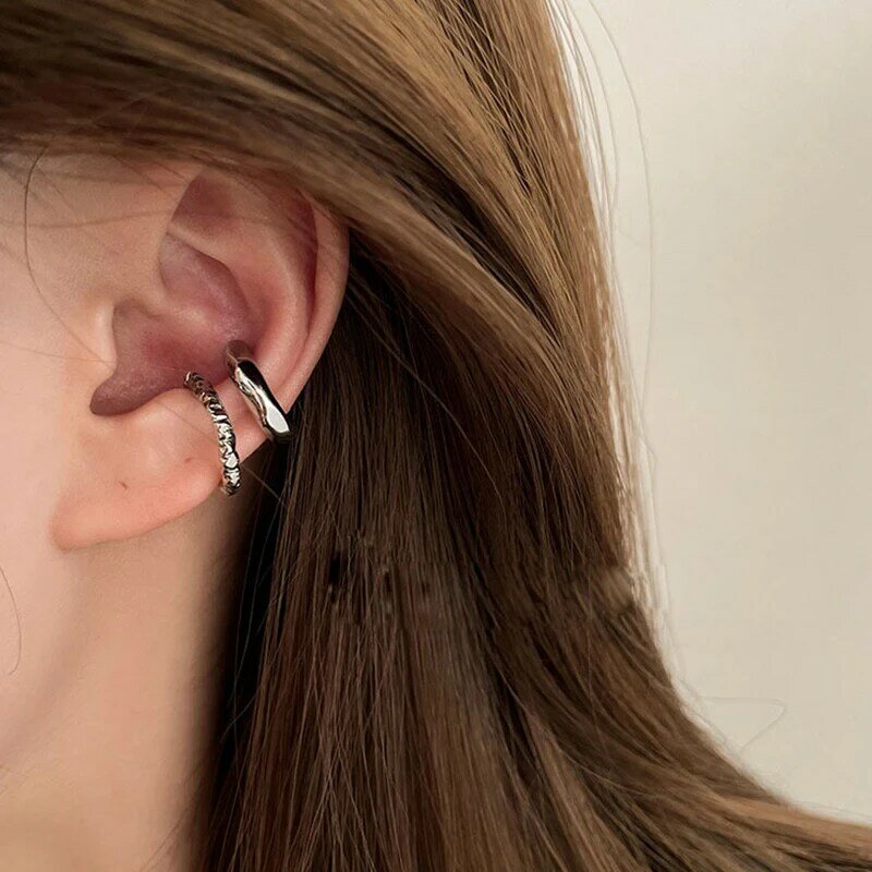 Anting-anting manset telinga geometris tidak beraturan Punk untuk wanita anting-anting klip telinga logam tidak menusuk anting-anting mode tulang rawan palsu perhiasan pesta