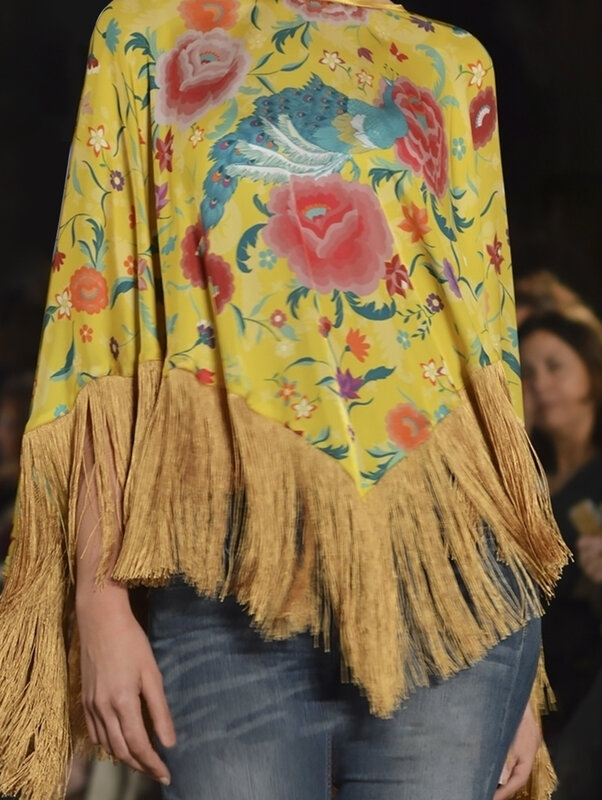 Женские винтажные топы с цветочным принтом, элегантный пуловер большого размера, асимметричная накидка с кисточками на подоле, накидка в богемном стиле, весна-осень 2024