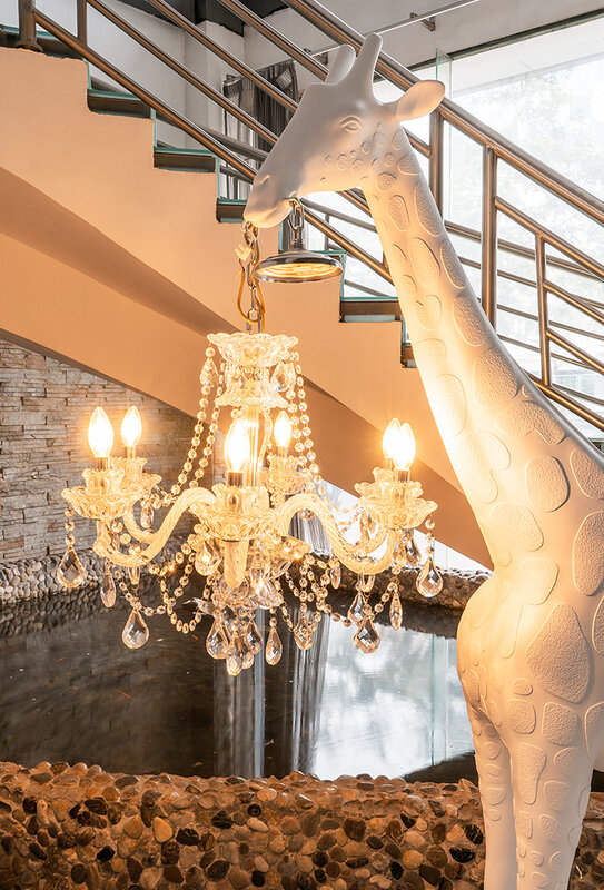 Giraffe Floor Lamp Nordic Style Art Design Sense Modern Standing Light Hanging Exhibition Hall Personality Creativity Chandelier