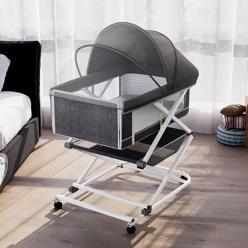 Berço multifuncional portátil para recém-nascido, dobrável e emenda, cama queen size, mesa de fraldas removível
