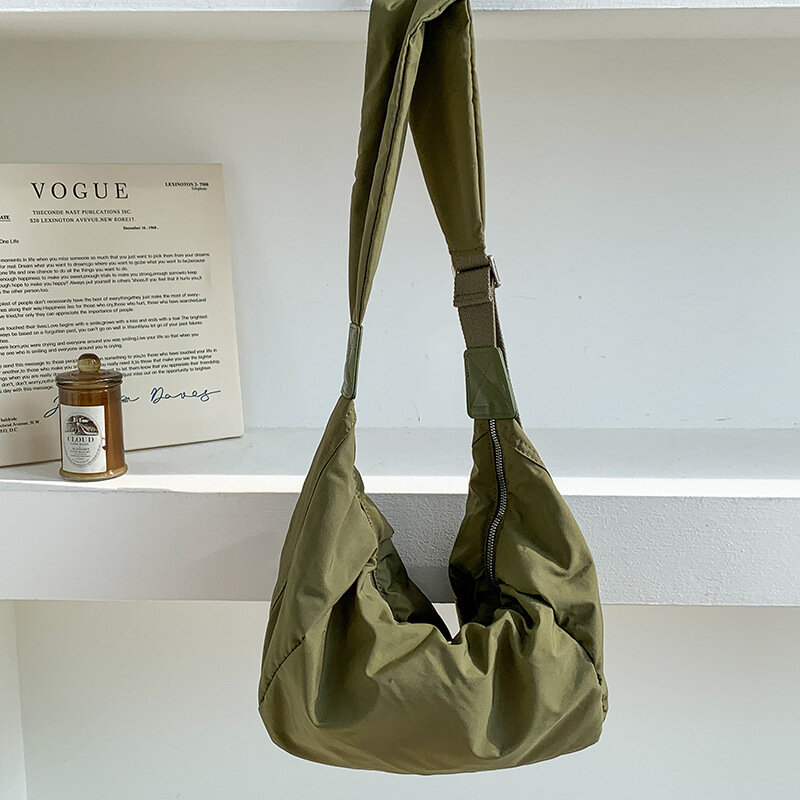 New Women Bag Large Capacity Casual Nylon Crossbody Dumpling Bag Premium Solid Color Shoulder Bag