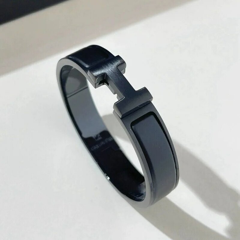 Bracelet Kokor noir non décoloré, haute édition, motif lettre, édition étroite, haute qualité