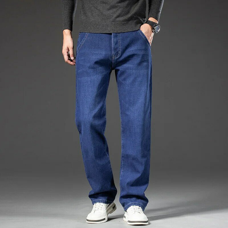 Plus size zimowe jeansy męskie wyściełane proste o wysokiej elastyczności, zagęszczone ciepłe spodnie męskie o średniej talii 46 130kg