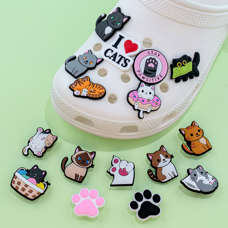 Cute Cats Shoe Charms para mulheres e homens, Sneakers Acessórios, Decorações de sapatos de jardim, Pins, Animais Croc Jeans, Dropshipping, Atacado, 1Pc