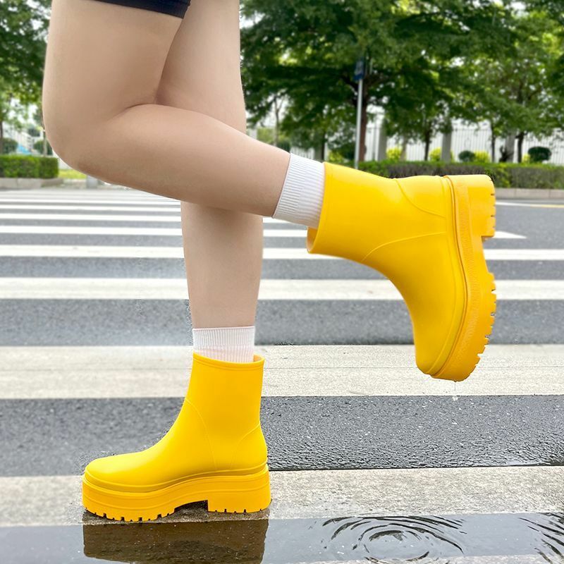 Spring Autumn New Thick Bottom Short Tube Rain Boots Women's Outdoor Fashion Boots Rubber Women Boots Women's Pink Overshoes