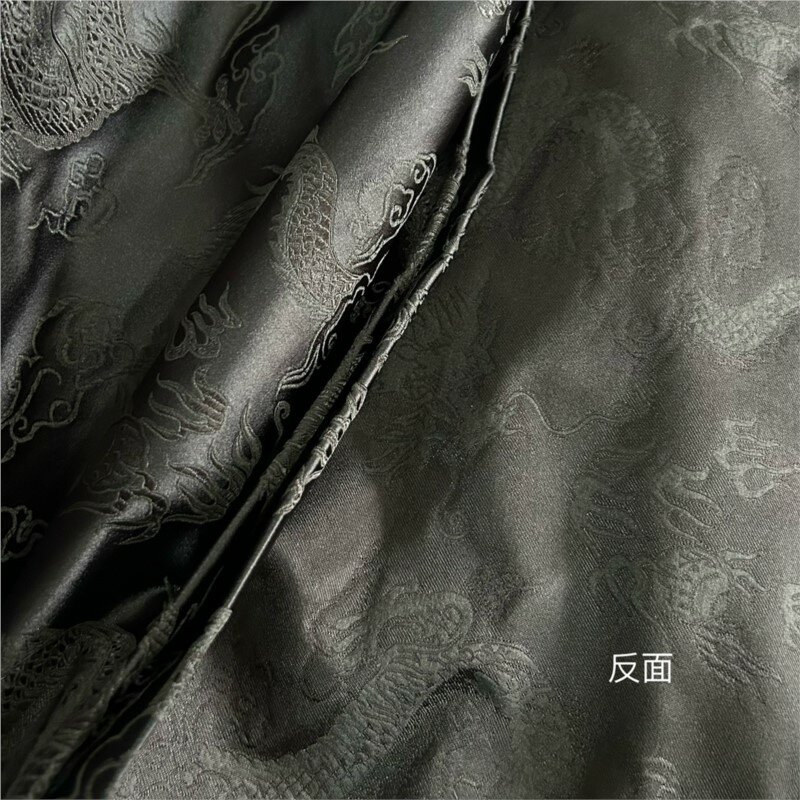 ชุดผ้าโบรเคดมังกรขอบดำเข้มตัดแต่งตกแต่งแบบชาวฮั่น
