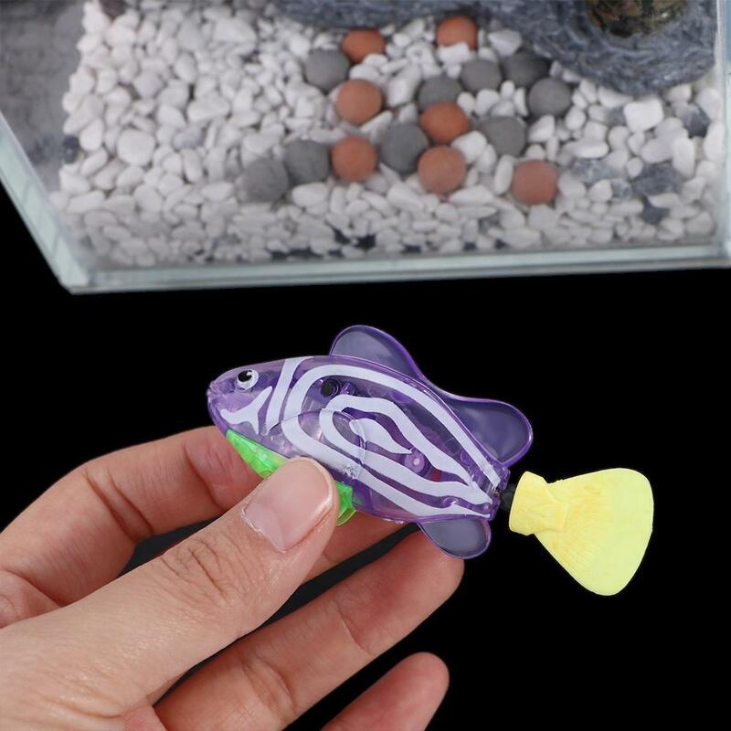 Decorazione giocattolo per l'acqua giocattoli per animali domestici gioco al coperto luce a LED per bambini giocattolo elettrico per pesci giocattoli da bagno per bambini pesce elettrico nuoto pesce