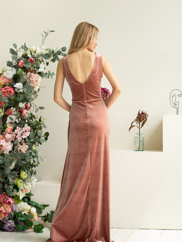 섹시한 딥 브이넥 A 라인 무도회 드레스, 2024 심플한 민소매 이브닝 드레스, 클래식 바닥 길이 가운