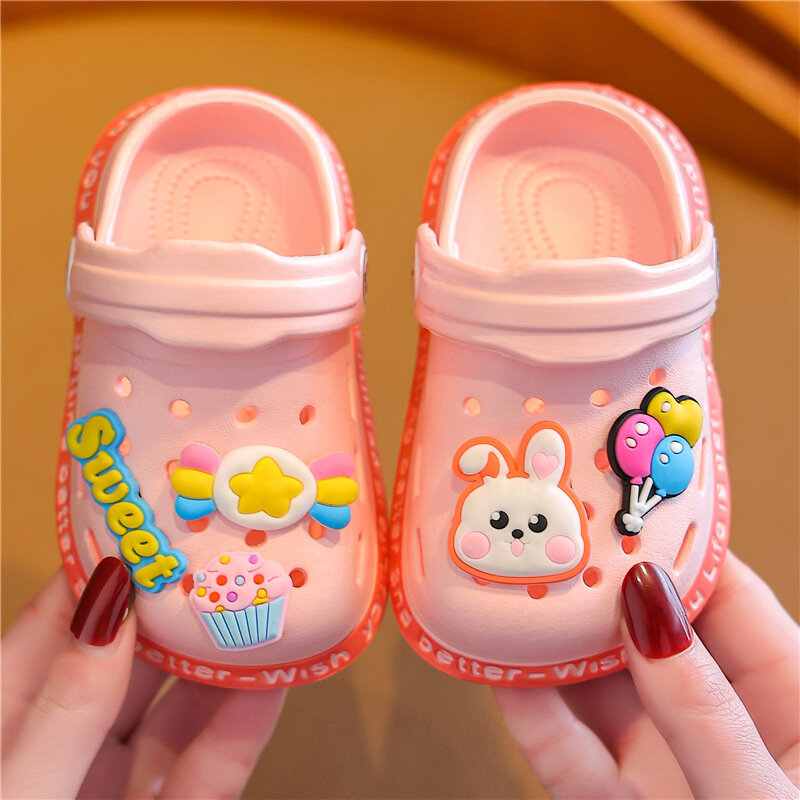 Sandali e pantofole per bambini Cartoon Soft Sole antiscivolo scarpe per bambini scarpe da casa per interni per ragazze sandali per ragazzi scarpe per bambini