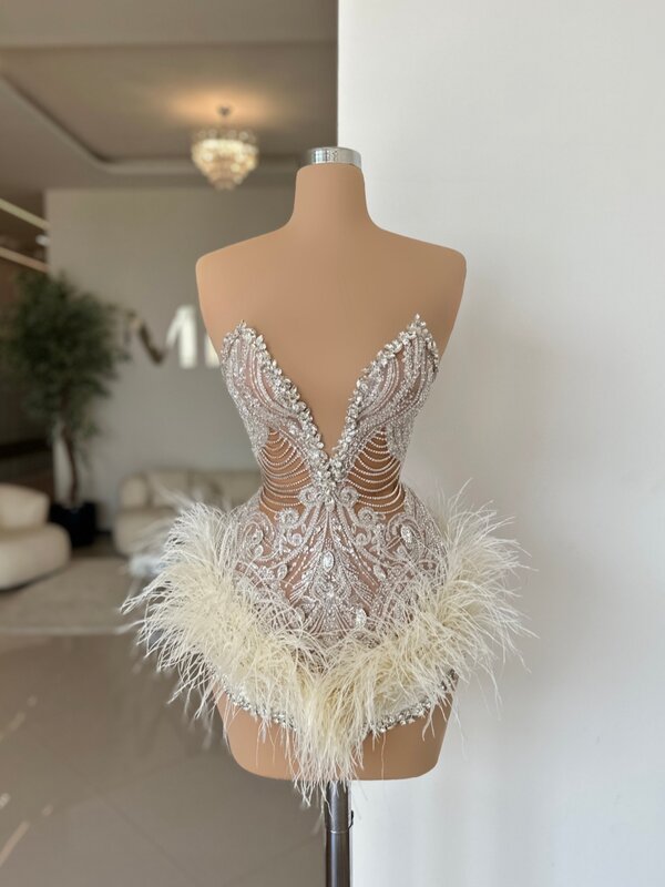Luxury Feathers Mini Prom Gown Hand-made Beads Crystal Cocktail Dresses Sexy Deep V-neck Illusion Evening Dress Robe De Mariée
