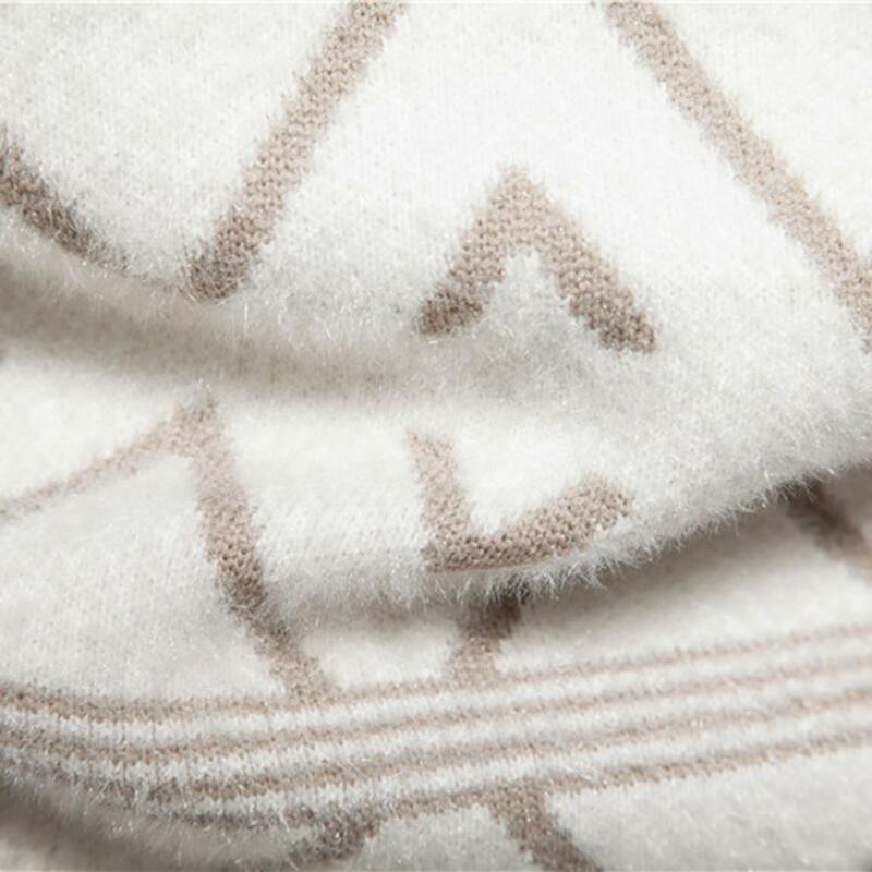 Maglione con motivo geometrico da uomo Pullover da uomo accogliente top maglione lavorato a maglia con motivo geometrico da uomo morbido Pullover con scollo a o caldo per l'autunno