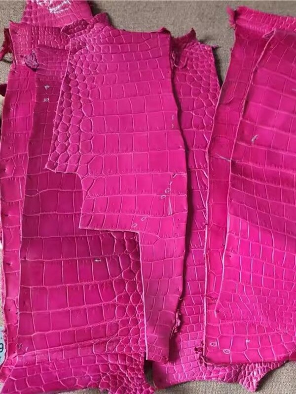 Genuíno Couro De Crocodilo Material, Rosa Vermelha, Handmade Barriga Acessórios, DIY Craft
