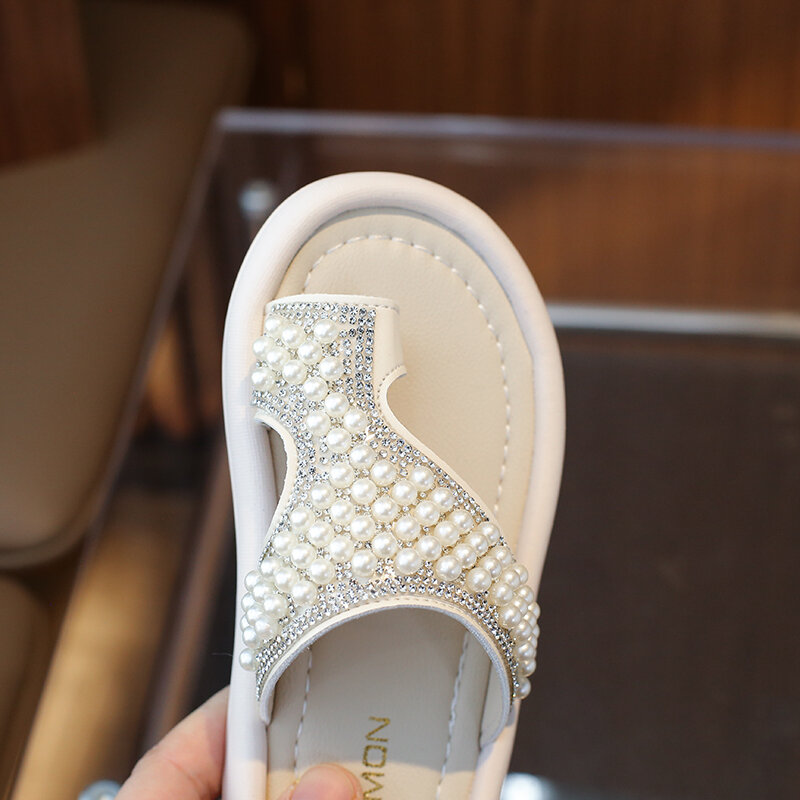 Zapatillas de moda para niños, sandalias antideslizantes suaves con perlas blancas y diamantes brillantes, color negro, novedad de verano