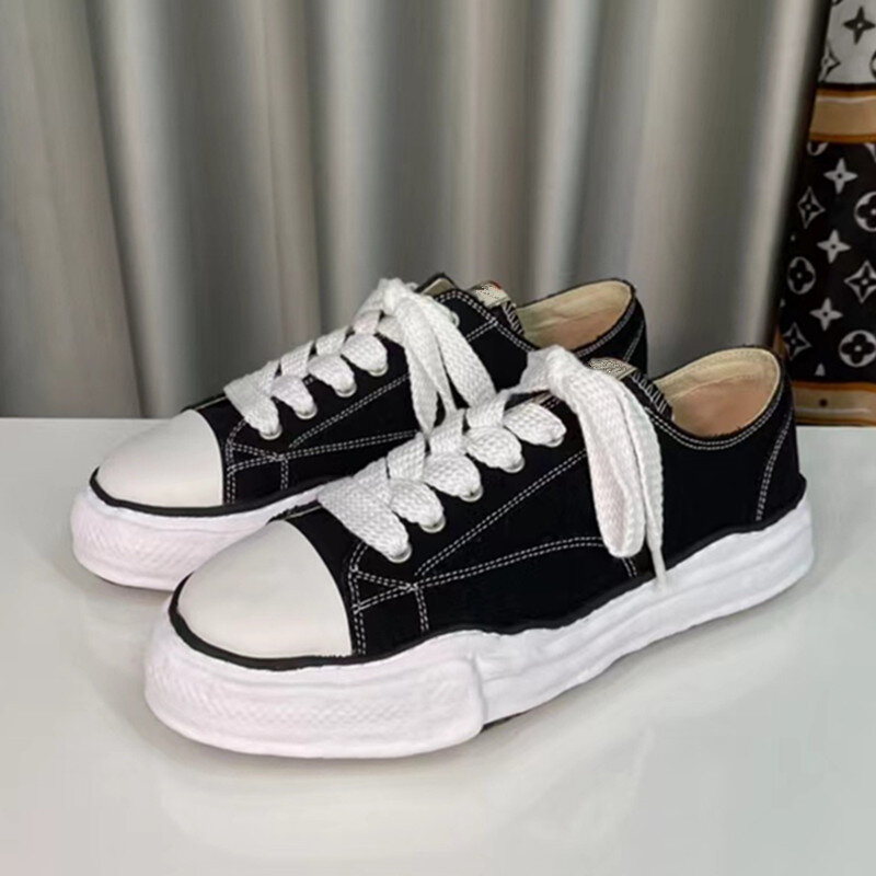 2024 Designer Brand Women's Shoes Genuine Leather Round Headed Retro with Thick Sole Casual Sports Shoes for Men's Spring