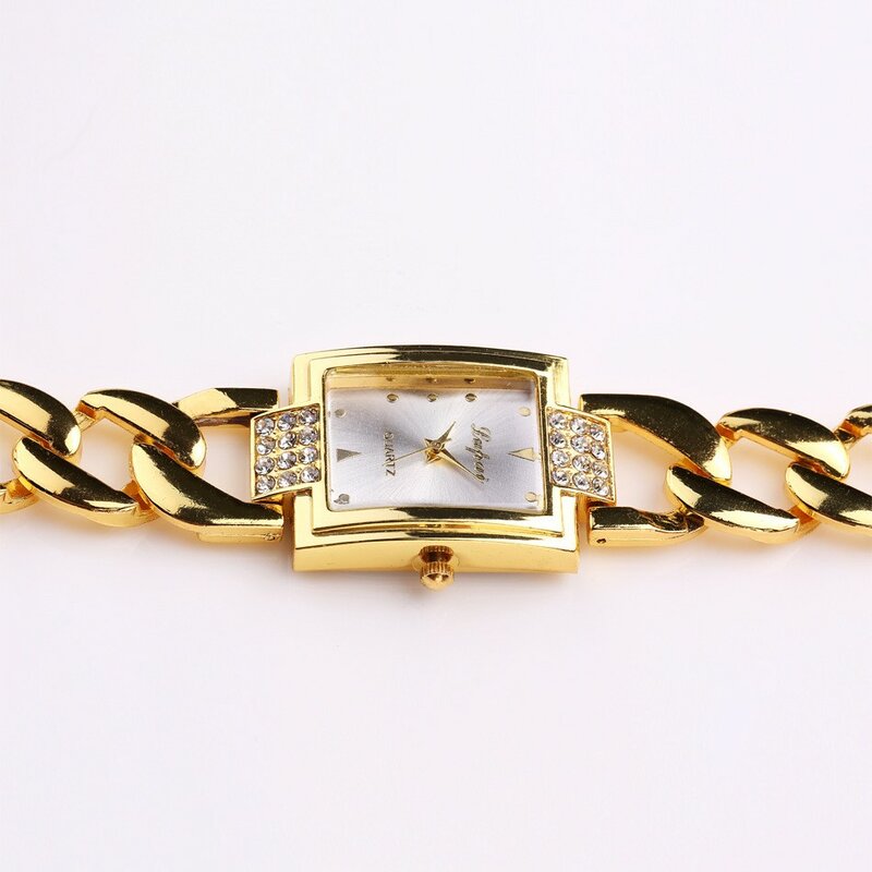 2022 Luxury Women's Fashion Square Watches Gold Alloy Strap Ladies Quartz Wristwatches Qualities Female Roman Scale Clock
