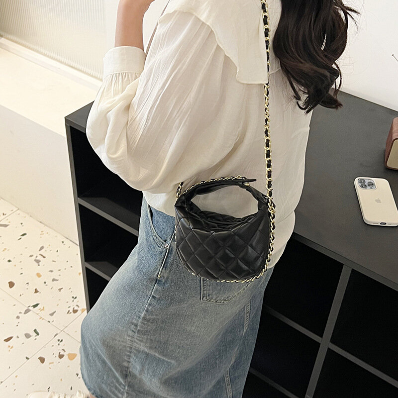Trendy Mini Fragrant Women's Bag 2024 Texture Diamond Grid Chain Bag Fashion One Shoulder Crossbody Mouth Red Bag
