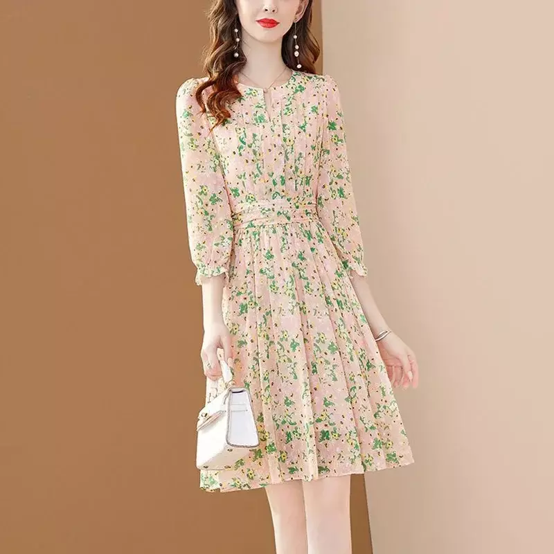 2024 Summer New Elegant V-neck Patchwork Chiffon Printed Pleat Mini Dress Women Loose Women's Seven-quarter Sleeve Flower Dress