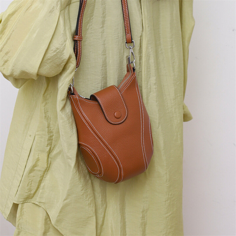 Tas selempang bisbol kulit mode baru tas bahu kecil perempuan kasual dompet wanita sederhana musim panas