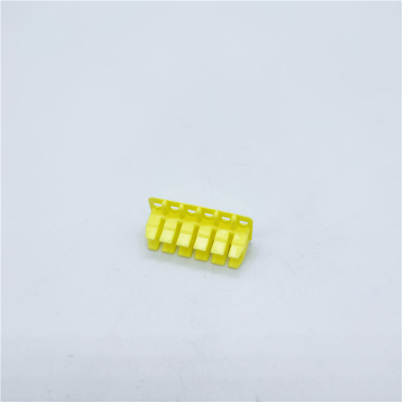 10 PCS Original and genuine 174662-7 automobile connector plug housing supplied from stock