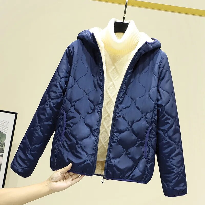 Casaco de lã de cordeiro casaco de algodão feminino curto 2023 nova feminino com capuz jaqueta de algodão além de veludo luz outono inverno algodão jaqueta