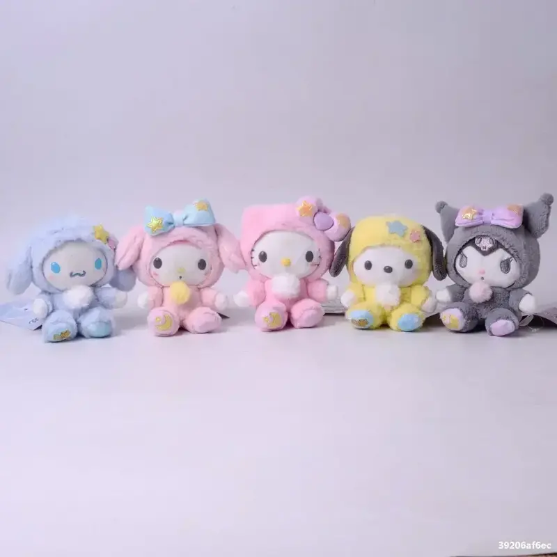 Sanrio-juguetes de peluche Kawaii, Hello Kitty, My Melody, decoración de habitación, Kuromi Plushie Cinnamoroll Doll, llavero de peluche para regalos de navidad