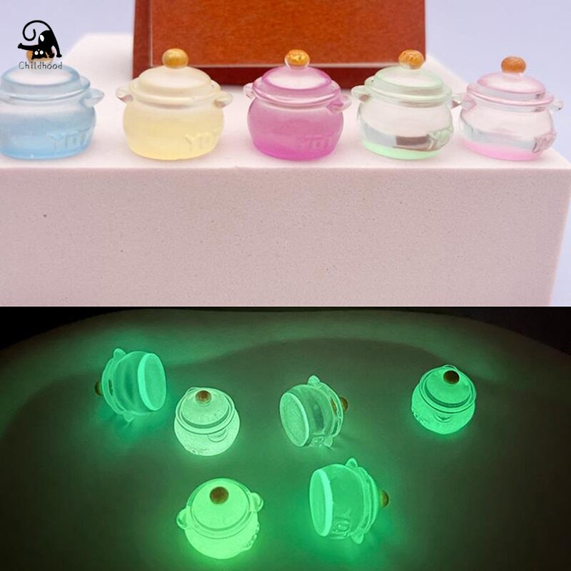 2Pcs Luminous Mini Resin Milk Pot Car Dashboard Toys Figures Car Ornaments Random Color
