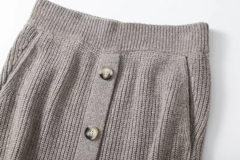 Оригинальная Осенняя прямая юбка средней длины MD 2023 в стиле французского повседневного трикотажа с пуговицами на спине