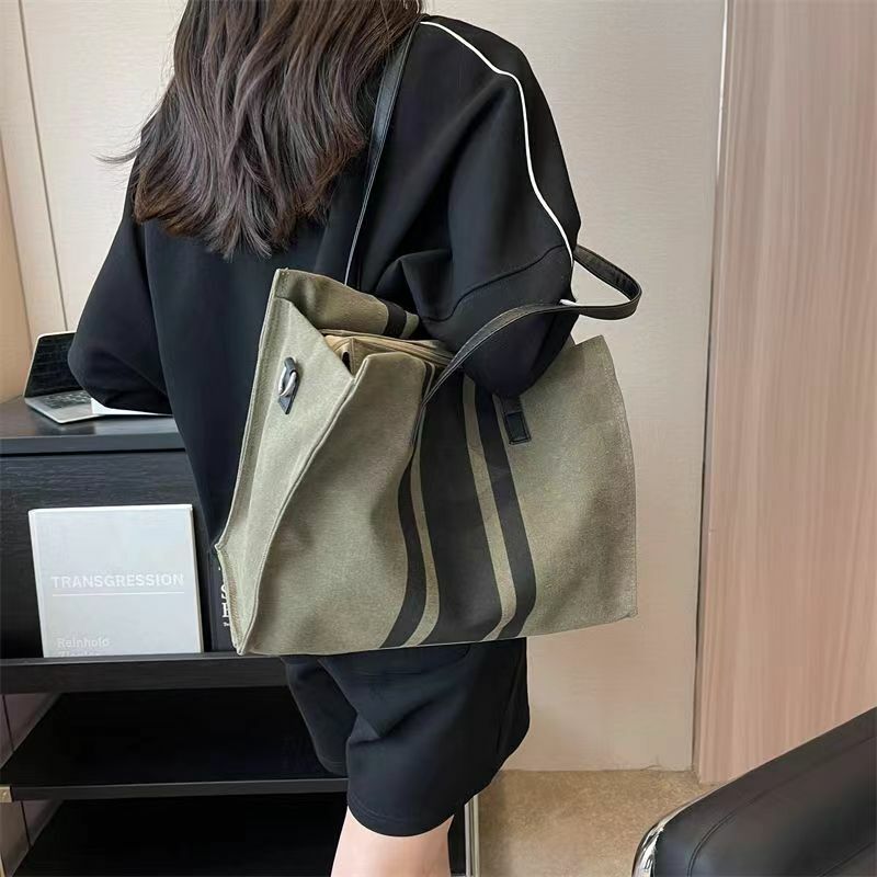 Neue personal isierte französische Stil Single Shoulder Umhängetasche koreanische Version große Kapazität Handtasche Wald Serie ausgehende