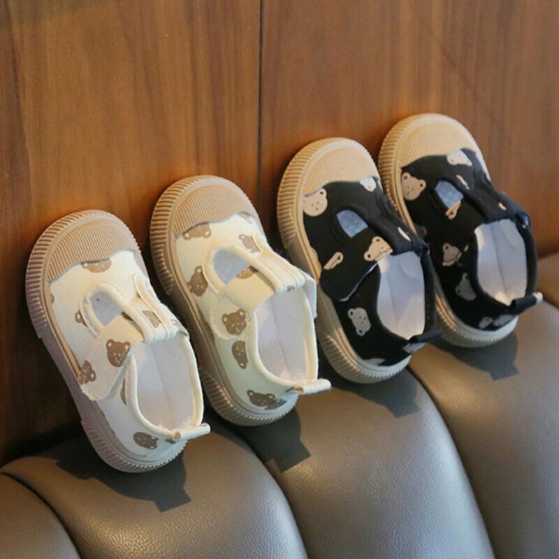 Zapatos de suela blanda para primeros pasos para bebé, zapatillas de lona antideslizantes con dibujos animados, TPR
