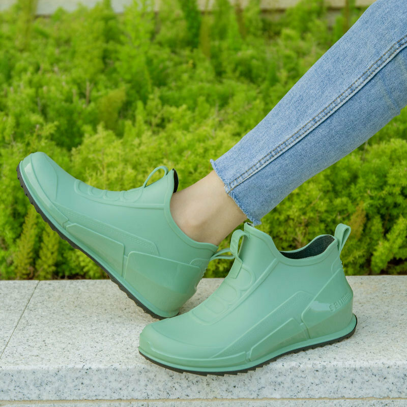 Damskie kalosze wodoodporne buty gumowe damskie płaskie buty wsuwane buty przeciwdeszczowe damskie izolowane kalosze ogrodowe Botas De Chuva