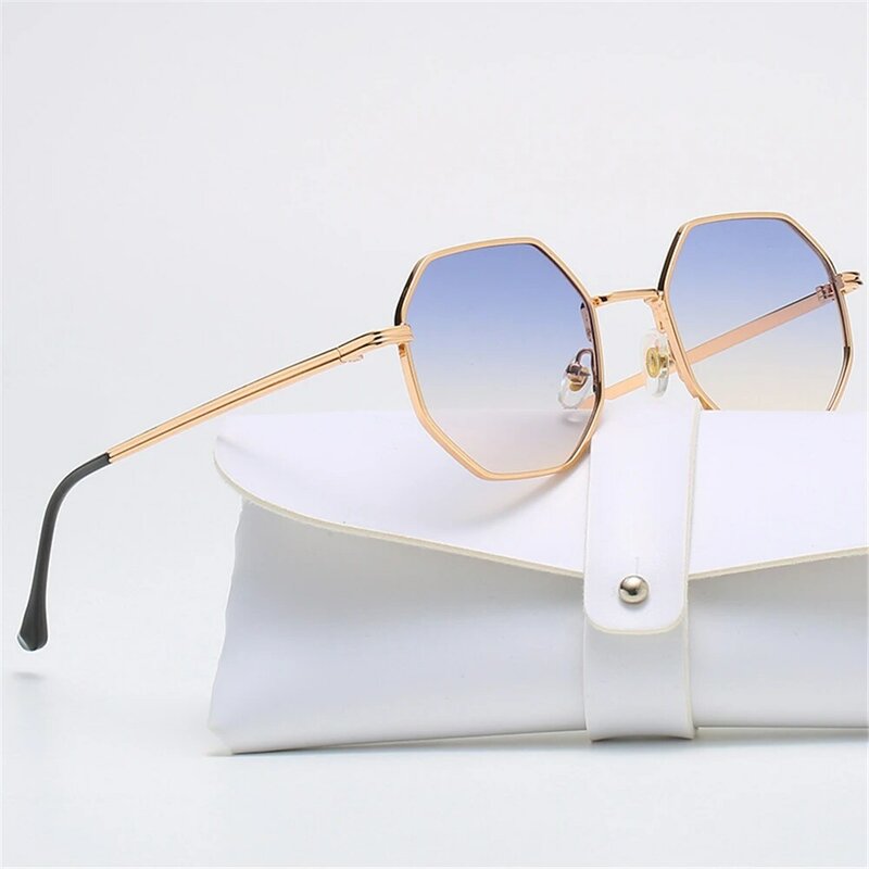 2023 Vierkante Zonnebril Vrouw Mannen Retro Kleine Frame Zonnebril Vrouwelijke Mode Luxe Polygon Zonnebrillen Outdoor Driving Eyewear