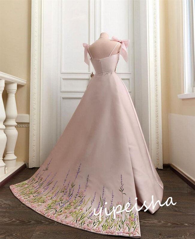 Nowoczesny styl formalny wieczór z ramienia suknia balowa z haftowaną kokardą satynowe sukienki na okazje