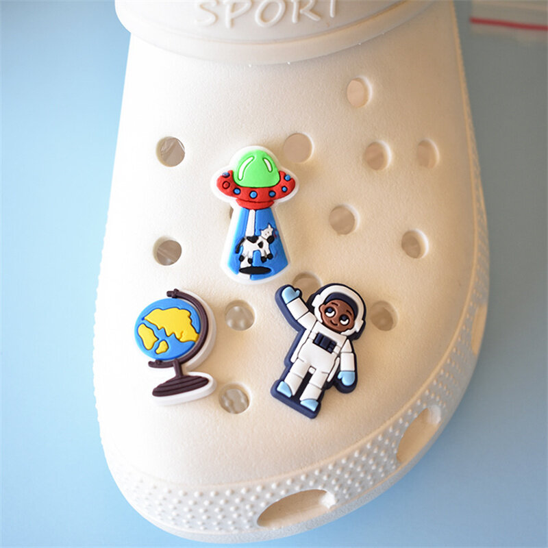 new carton shoe Charms Accessories PVC alien astronaut Shoe Decoration For pins clog accessories Girls Kids Party X-mas Gifts