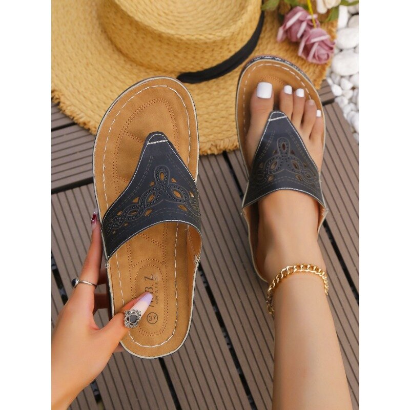Sandálias plataforma de couro PU para mulheres, salto baixo, dedo do pé aberto, chinelos casuais de praia, dedo grande do pé, antiderrapante, ao ar livre, sapatos femininos, novo