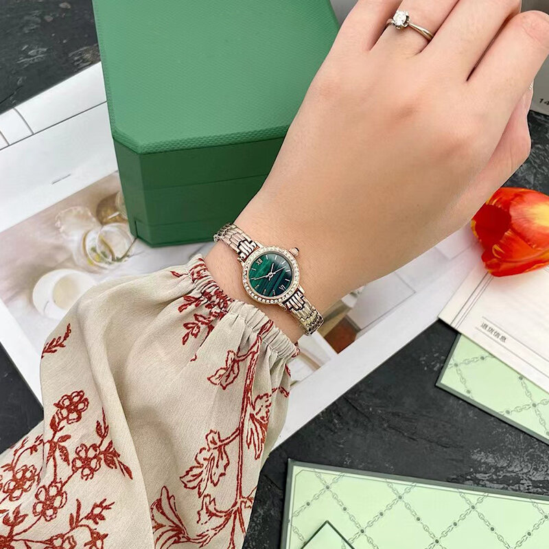 Tudo-em-um relógio de quartzo com mostrador verde para mulheres, pulseira de aço, diamante caso, luxo, designer, ouro, novo, moda, 2024